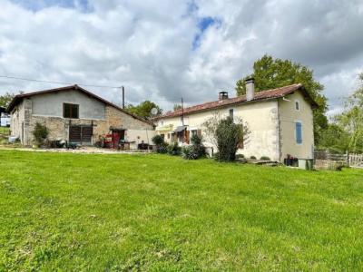 For sale Champagne-mouton 4 rooms 108 m2 Charente (16350) photo 1