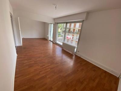 For sale Reims 4 rooms 73 m2 Marne (51100) photo 1