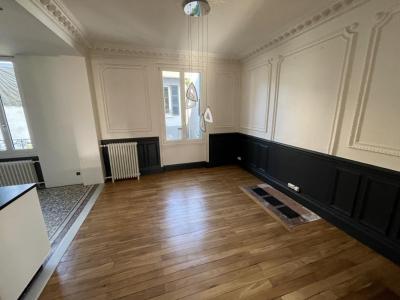 For sale Vichy 8 rooms 214 m2 Allier (03200) photo 4