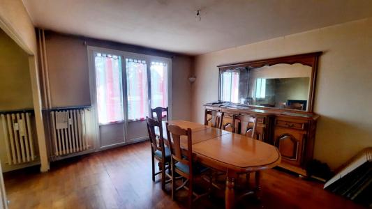 For sale Montbeliard 4 rooms 67 m2 Doubs (25200) photo 2