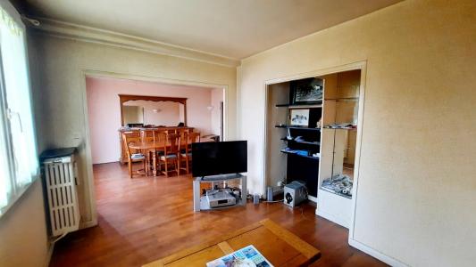 For sale Montbeliard 4 rooms 67 m2 Doubs (25200) photo 3