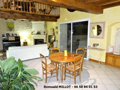 For sale Dirac 5 rooms 195 m2 Charente (16410) photo 3