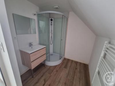 For rent Roye 3 rooms 52 m2 Somme (80700) photo 1
