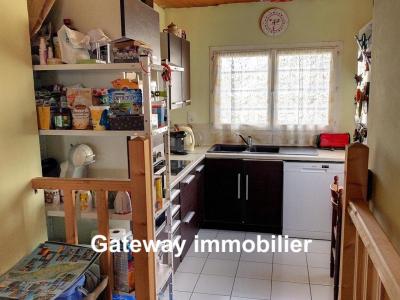 For sale Talizat 3 rooms 65 m2 Cantal (15170) photo 3