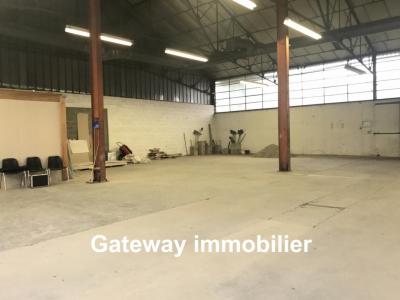 Louer Commerce 700 m2 Cournon-d'auvergne