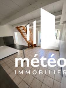 For sale Lucon 2 rooms 43 m2 Vendee (85400) photo 0
