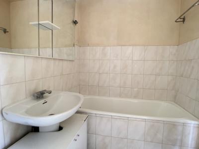 For sale Ecully 2 rooms 38 m2 Rhone (69130) photo 4