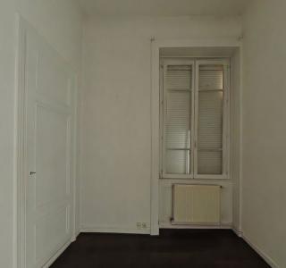 For rent Lyon-6eme-arrondissement 2 rooms 59 m2 Rhone (69006) photo 2