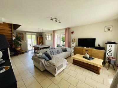 For sale Laval 6 rooms 112 m2 Mayenne (53000) photo 1
