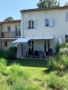 For sale Mallemort 4 rooms 55 m2 Bouches du Rhone (13370) photo 0