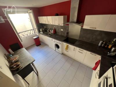For sale Frontignan 5 rooms 115 m2 Herault (34110) photo 2