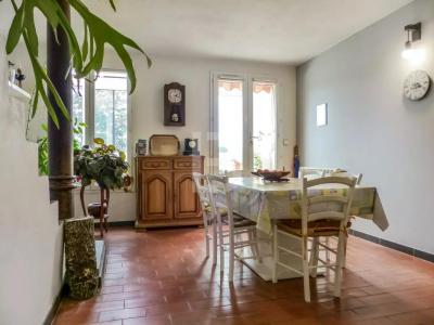 For sale Gareoult 6 rooms 140 m2 Var (83136) photo 1