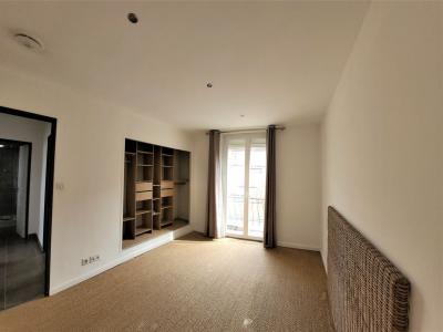 For rent Arles 3 rooms 60 m2 Bouches du Rhone (13200) photo 4