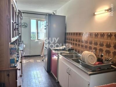 For sale Montpellier 4 rooms 80 m2 Herault (34000) photo 2