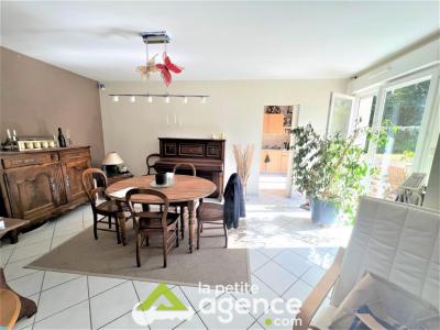 For sale Saint-doulchard 6 rooms 184 m2 Cher (18230) photo 1