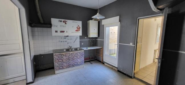 For sale Abbeville 4 rooms 65 m2 Somme (80100) photo 3