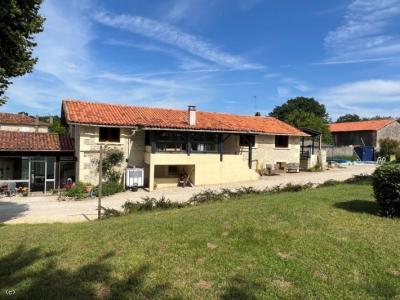 For sale Aunac MANSLE 8 rooms 184 m2 Charente (16460) photo 4