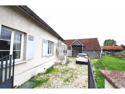 For sale Payns 3 rooms 70 m2 Aube (10600) photo 1