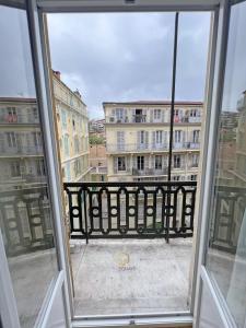 For sale Nice WILSON 3 rooms 47 m2 Alpes Maritimes (06000) photo 0