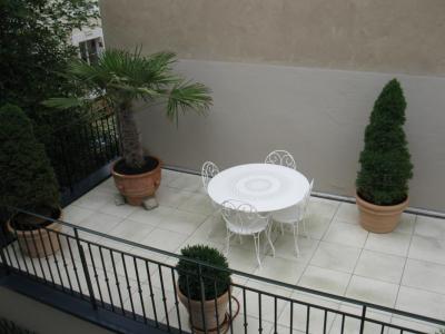 For sale Vichy 8 rooms 165 m2 Allier (03200) photo 2