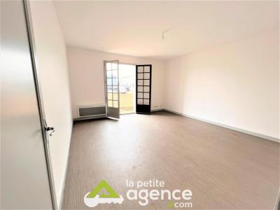 For sale Bourges 4 rooms 143 m2 Cher (18000) photo 4