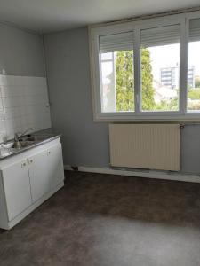 For rent Carignan 4 rooms 70 m2 Ardennes (08110) photo 1