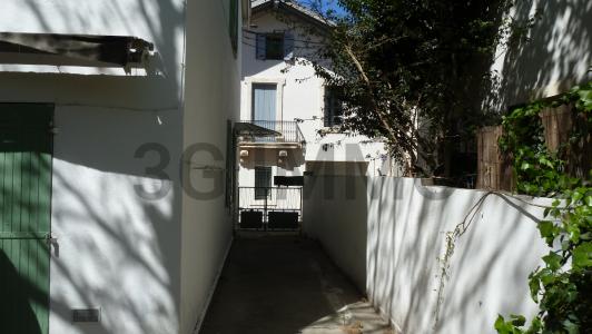 For sale Montpellier 4 rooms 90 m2 Herault (34000) photo 2