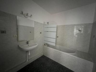 For sale Maiche 3 rooms 83 m2 Doubs (25120) photo 4