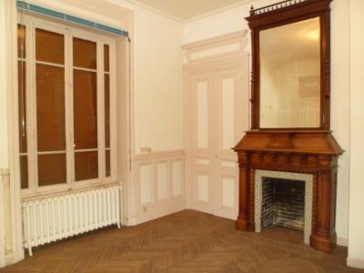 For sale Cours-la-ville COURS LA VILLE et alentours 10 rooms 283 m2 Rhone (69470) photo 0