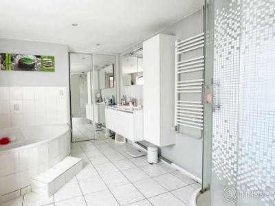 For sale Pont-a-marcq 5 rooms 120 m2 Nord (59710) photo 3
