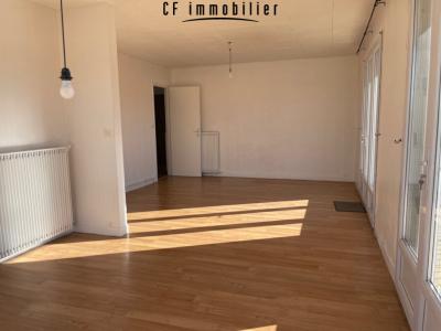 For sale Bernay 2 rooms 69 m2 Eure (27300) photo 2