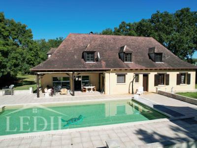 For sale Issigeac 5 rooms 230 m2 Dordogne (24560) photo 1
