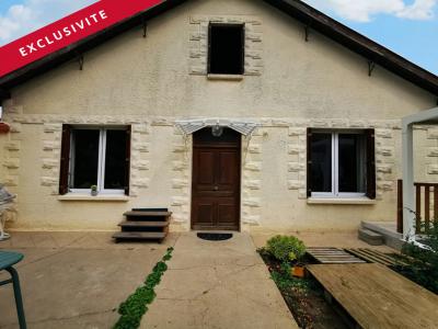 For sale Civray 4 rooms 73 m2 Vienne (86400) photo 0