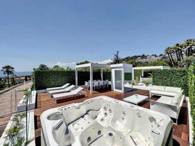 For sale Cannes 4 rooms 143 m2 Alpes Maritimes (06400) photo 1