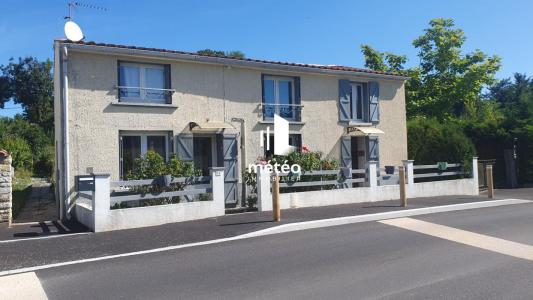 For sale Curzon 6 rooms 121 m2 Vendee (85540) photo 0