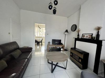 For sale Preseau 5 rooms 75 m2 Nord (59990) photo 2