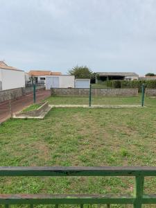 For sale Angles 6 rooms 63 m2 Vendee (85750) photo 2