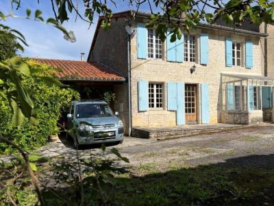 For sale Adjots VERTEUIL-SUR-CHARENTE 6 rooms 163 m2 Charente (16700) photo 0