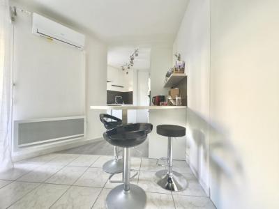 For sale Montpellier 3 rooms 54 m2 Herault (34070) photo 2