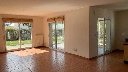For sale Avrille 4 rooms 96 m2 Vendee (85440) photo 1