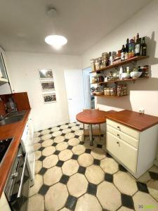 For sale Nantes 3 rooms 115 m2 Loire atlantique (44000) photo 2