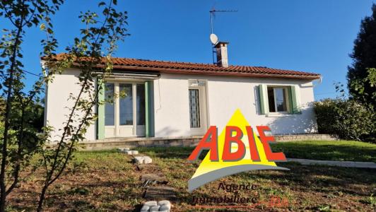 For sale Fontenay-le-comte 5 rooms 67 m2 Vendee (85200) photo 0