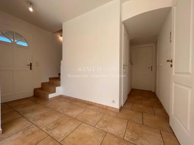 For sale Muy 4 rooms 129 m2 Var (83490) photo 1
