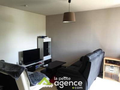For rent Bourges 2 rooms 42 m2 Cher (18000) photo 4
