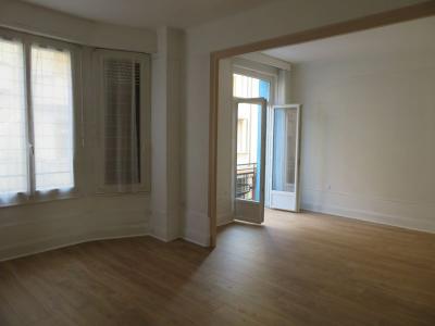 For sale Vichy 4 rooms 84 m2 Allier (03200) photo 1