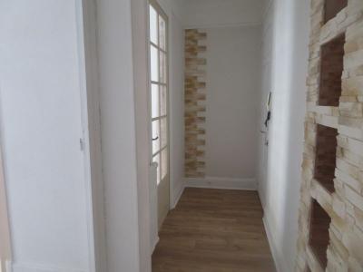 For sale Vichy 4 rooms 84 m2 Allier (03200) photo 3