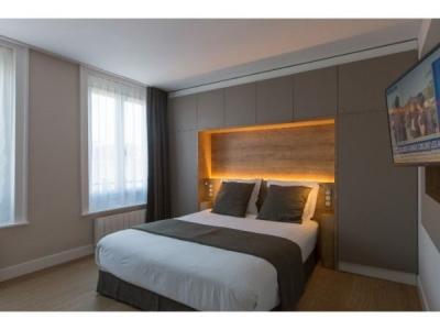 For sale Lille 3 rooms 55 m2 Nord (59800) photo 2