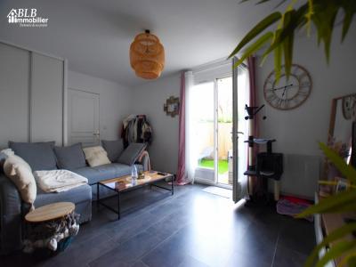 For sale Maurepas 2 rooms 48 m2 Yvelines (78310) photo 0