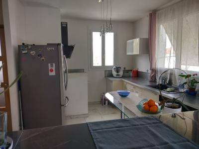 For sale Seissan 5 rooms 105 m2 Gers (32260) photo 4