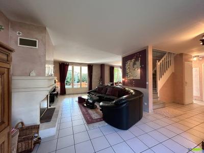 For sale Courtry 6 rooms 142 m2 Seine et marne (77181) photo 3